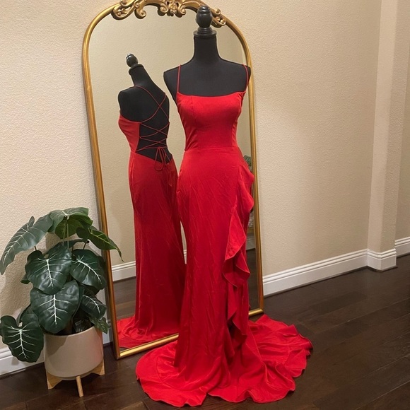 La Femme Jovanni 28294 Lace-up Open Back Ruffle High-Low Dress Size 6 - Picture 14 of 16